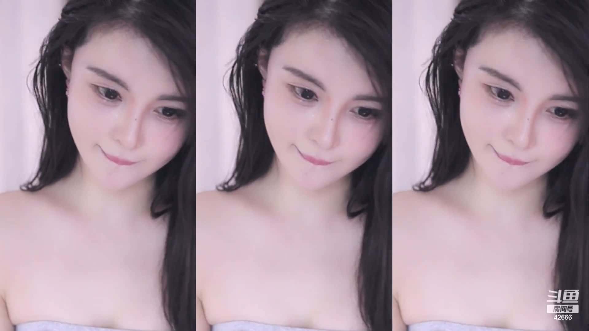 网易CC主播 – 蓝桉 高级付费群定制热舞多主题含模拟资源[5V-2.18G]