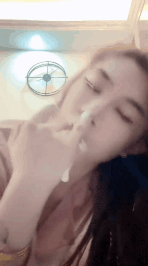 快手直播 – 超强整活女主播相当炸裂资源[159M]