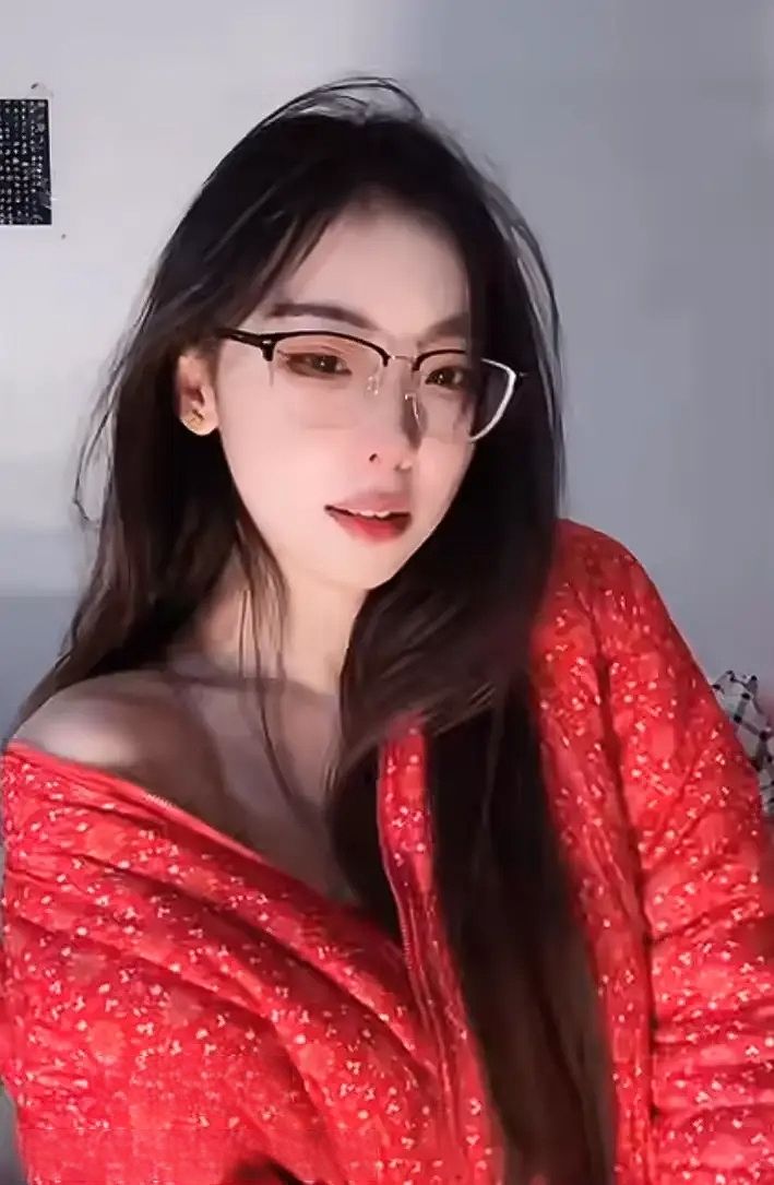 大白菜已黑化/灌注大白菜 B站主播付费写真合集资源下载[61部视频]