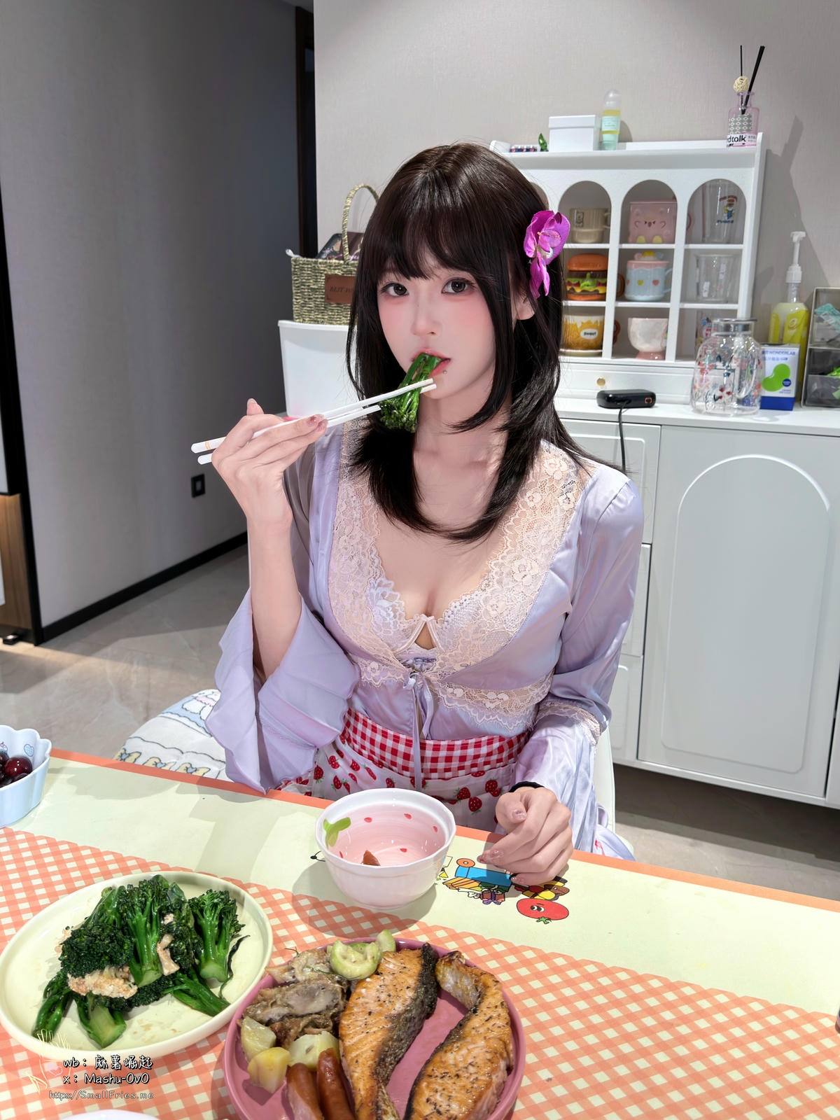 麻薯好吃全套写真合集49期:从埃及喵喵到暗夜纯白,26G超高清直出!资源下载-主播团吧