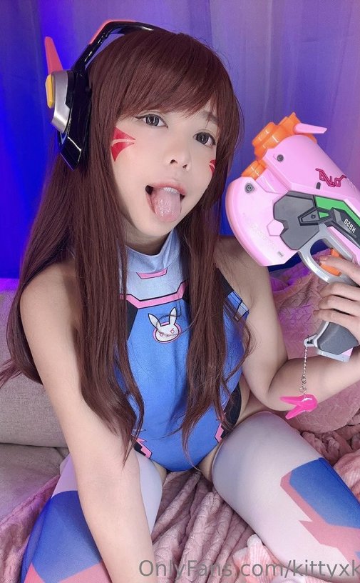 绯红小猫Kittyxkum 写真作品合集资源下载[956v-246.1G]持续更新